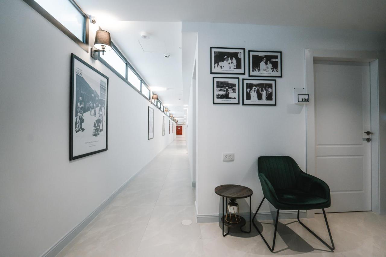 Unique Hotel Ashdod Exteriör bild